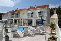 Appartamenti Kompleks Mirula