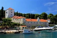 Šolta - Maslinica